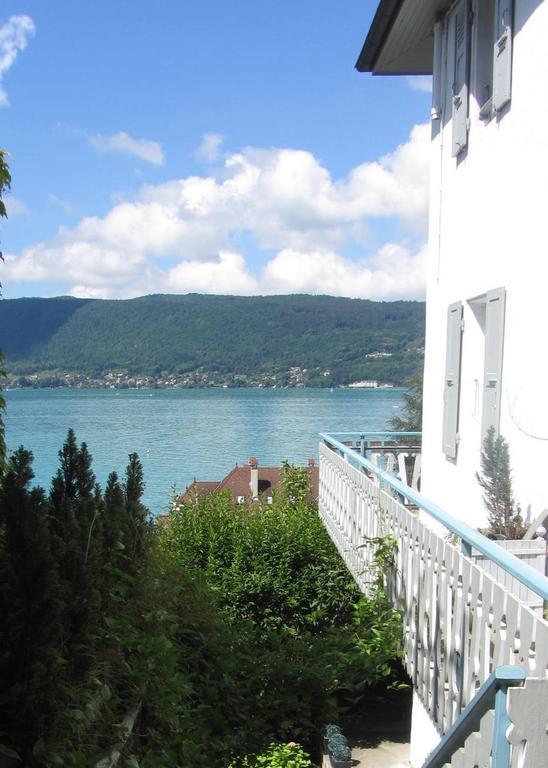 Villa Le Lac Cottage Au Bord Du Lac D'Annecy - Chambre Chez L'Habitant - Les Terrasses Du Lac Veyrier-du-Lac Eksteriør bilde