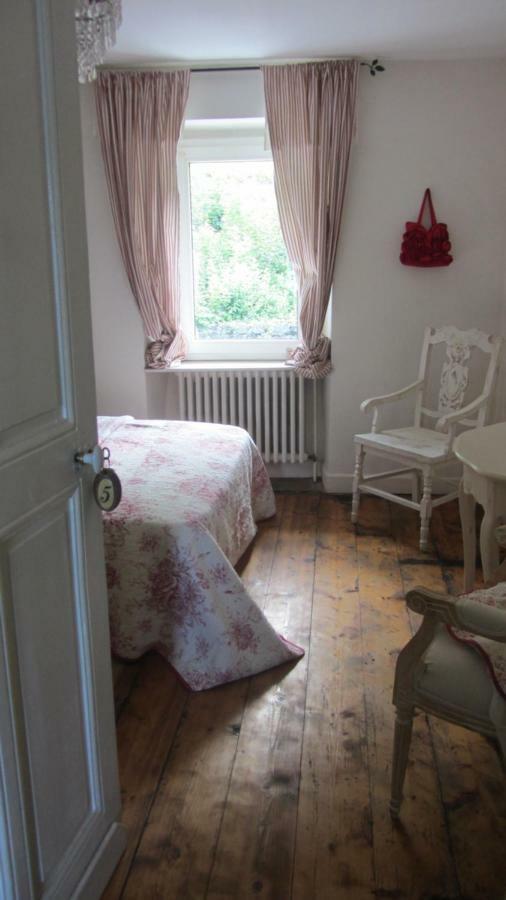 Villa Le Lac Cottage Au Bord Du Lac D'Annecy - Chambre Chez L'Habitant - Les Terrasses Du Lac Veyrier-du-Lac Eksteriør bilde